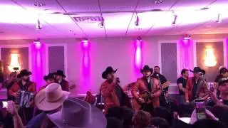 Los Rieleros del Norte - Un Amor Imposible