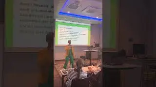 Apotheker trickst Opa aus: So erreichst du &Auml;LTERE auf Social Media!