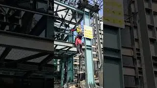 Safety first 🥇  Emergency mein khud ko aur dusron ko kaise bachayein? Dekhiye yeh safety demo.
