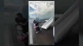 info mancanegara!! sebuah pesawat America airline mendarat darurat di bandara internasional denver.