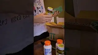Распаковка #iherb. В этом видео вы узнаете, как выглядят 100&euro; в виде баночек с #айхерб! #распаковка