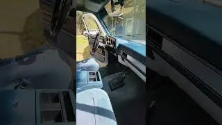 Rear window operation/ power windows, locks function/ Interior Walkaround 1990 K5 Blazer BAT
