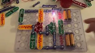 Snap Circuits Pro: Delay Light and Fan
