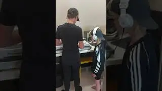 Dj les van je grote broer dj $Sven