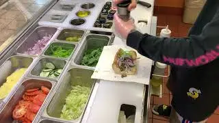 Как приготовить сэндвич со стейком и сыром в Subway
