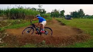 Pump track sidodadi lawang