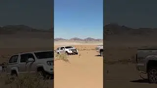 Sand recovery #4wd #4x4 #expert #amarok #offroad #overlanding #sand #stuck #skills #recovery #rope