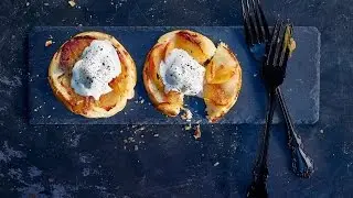 Tarte Tatin mit Pfefferrahm - Backrezept von Betty Bossi