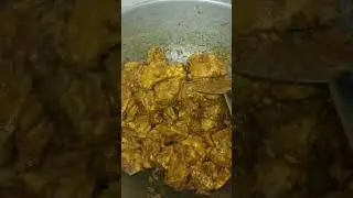 Chicken Varuthu Aracha Kozhambu 😋 | Traditional Home Style subscribe fir more recipes #food #kuzhi