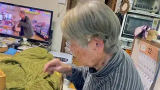 ９２歳の母によるセーターの穴ぼこ修復テクニック〜  絶滅危惧種〜