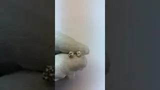 0.90 Carats 4 Prong Set Round Cut Diamond Stud Women Earring
