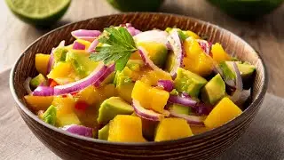 Frischer Avocado-Mango-Salat: in 5 Minuten zum Grill-Highlight!
