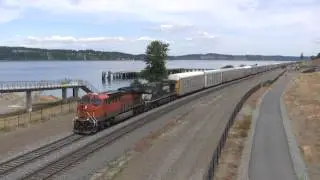 BNSF 6749 With NS 9031 Lead Autoracks @ University Place, WA w Canon HF11