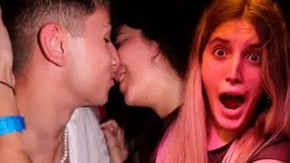 MIS AMIGOS SE BESAN ENFRENTE MIO???