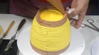 How to make honeycomb cake easily and funny | The creative tutorial to decorate the birthday cake