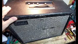 Dallas Scala 1960s Tube Guitar Amplifier Gets Some Mods