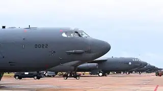 Amazing!!! US B-52 Bomber Emergency Takeoff Practice Action at Full Speed
