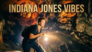 Complete darkness!! Felt like INDIANA JONES 😄🇹🇭 - Khamin Stinky Cave - #thailand 