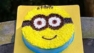 Minion theme cake decoration 🥮🧁#minions #cake