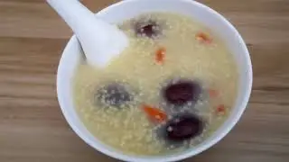 熬小米粥时，把这几种食材一起熬，健脾养胃，营养有滋补