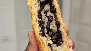 Самый простой рецепт рулета со смородиной!!!!!