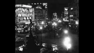 Bert Ambrose & His Orchestra - Me, 1932