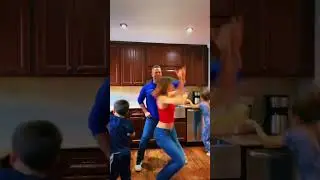 #pizza  and #gasolina !!!! #gkdance #dancefamily #daddyyankee #regeton #dance #family #latino #love