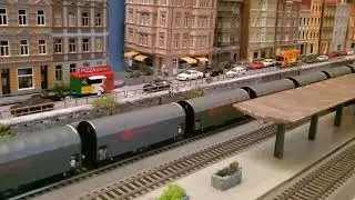 MODELLBAHNVIDEO Nr.2xx Roco Adria Hercules Diesellok mit ERMEWA Planwagen in HO