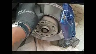 Обновление тормозной системы Audi A3 8P &mdash; распаковка и установка суппортов Seat Leon Cupra R Mk1! 🔧🚗