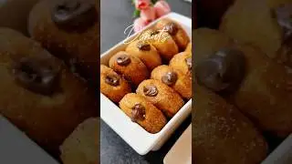 Yummy chocolate filled donuts 🍩 Classic Nutella Bomboloni#yummy #short #dessert