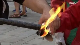 La Flama del Canigó dóna el tret de sortida a la revetlla de Sant Joan