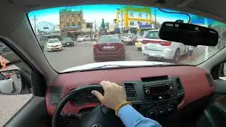 Hilux 2014 POV, city drive in a residential area