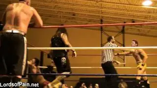 Sinn Bodhi & Sideshow vs Hunks In Trunks
