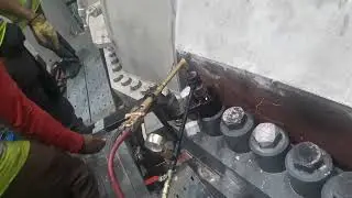 Steam Turbine bolt heating
