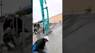 River slope protection pouring concrete - efficient machinery, easy to work