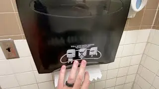 Your New Cleaning Hero: Effortless Paper Towels