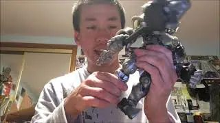 Overwatch ReinHardt Figure Opening Review