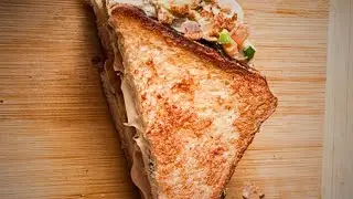 Egg Sandwich Recipe | अंडा सैंडविच | मजेदार सैंडविच जो दिल खुश करदे | Easy Recipe | Bread Omelette 