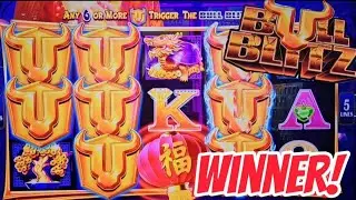 Bull Blitz Slot Play
