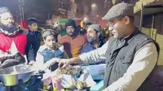 Is Sweet Potato Ke Peeche Delhi Pagal Hai ...  🤤🤤🤤🫠🫠🤫🤫🤔🧐😲😎🤗