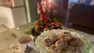 Birds in the Nest Cookies- A Holiday Favorite! 