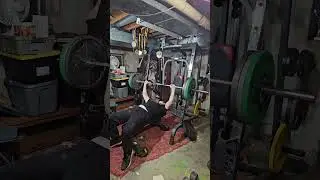 315lbs quick morning workout 💪 #powerlifting #weightlifting #macbeanscottishfitness 