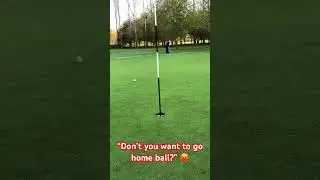 Does leaning help move the ball? #leanin #golfvlogger #putting