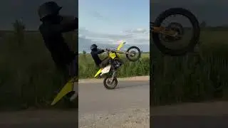 Компьютерная графика!сузуки валит!!! #music #dirtbike #suzuki #rm85 #stunt #newmusic