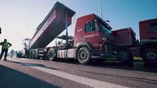 Chantier sur l&rsquo;autoroute &agrave; Bierset - gros plan sur Magn&eacute;e-Enrob&eacute;s