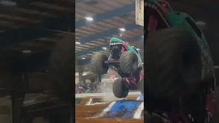 High jumps done by the Shark Attack Monster Truck Wars #monstertruck