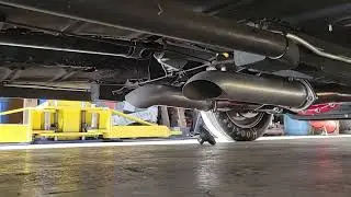 The sweet idle of a Ford 289 with 11:1 compression and a happy little solid lifter cam.