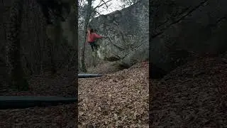 The Story of 2 Walls 7b(V8), #rozas #boulder #thenorthdistrict #merindadesbouldering #youtube #short
