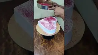 Red Velvet heart shape Cake #shortvideo #cake #trending #redvelvetcakedesign #youtubeshorts