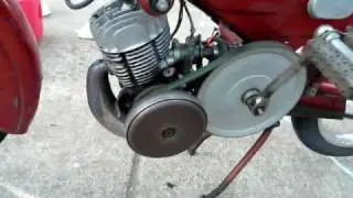 Motobecane 50cc moped torque variator demo